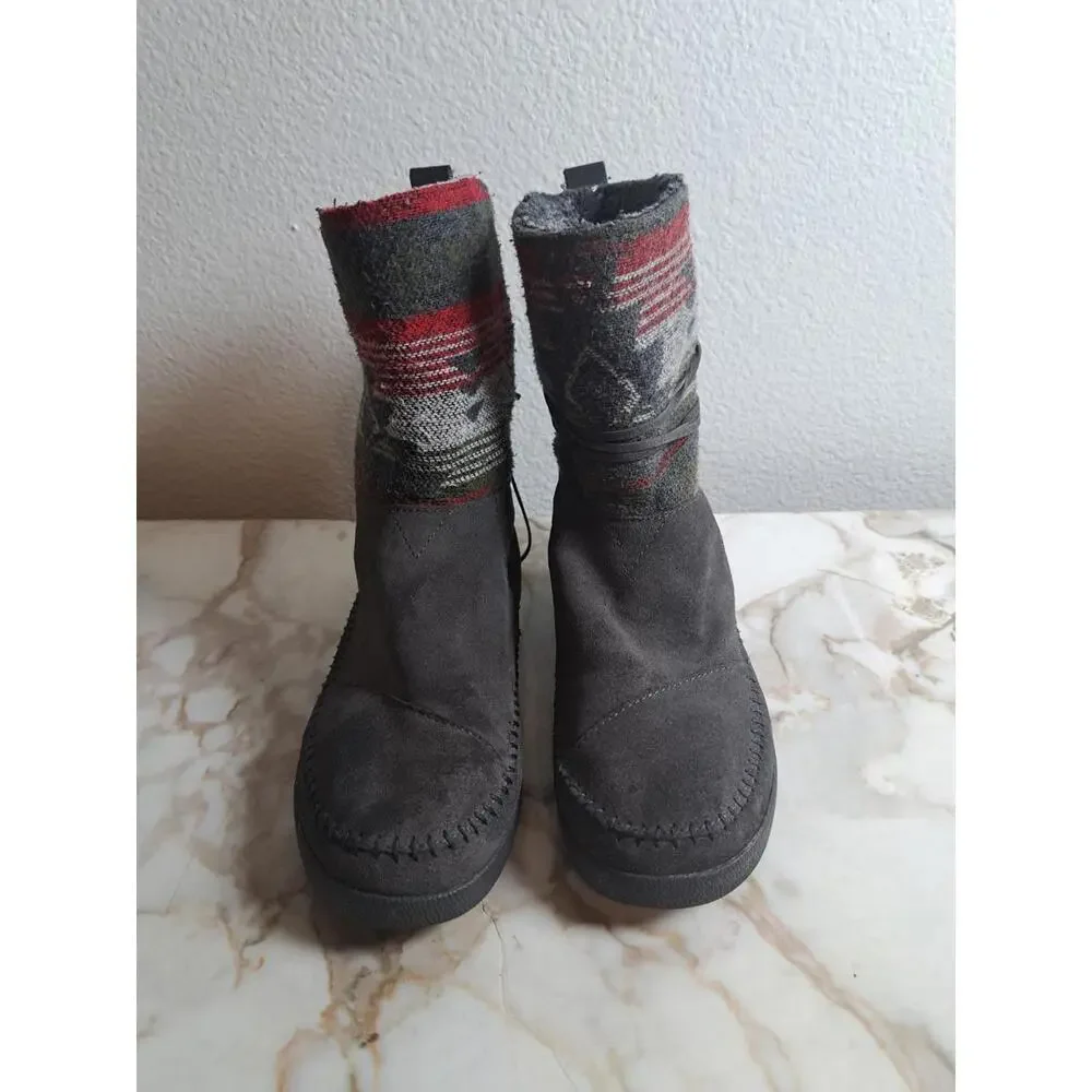 Toms Aztec NEPAL Gray Suede Leather Faux Fur Moccasins Boots S8 - Picture 1 of 6